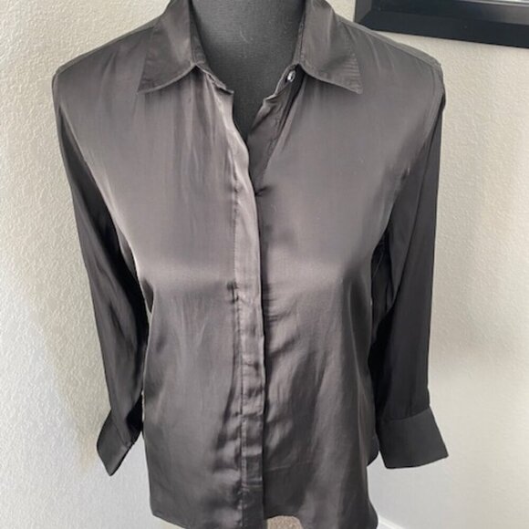 NWT OLD NAVY Black Satin Loose Fit Oversized Boyfriend Button Down Blouse XS/S - Picture 5 of 14